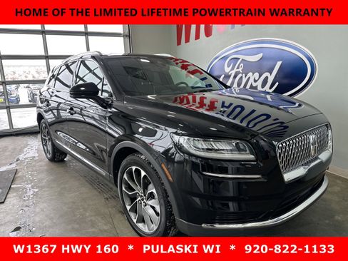 Used 2023 Lincoln Nautilus Reserve w/ Luxury Package image 3