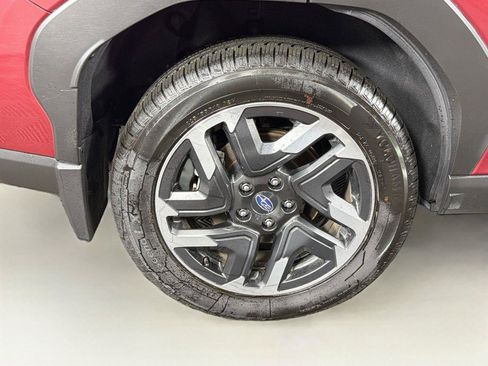 Used 2025 Subaru Forester Premium AWD/4WD image 35