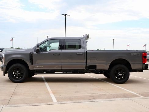 New 2026 Ford F350 XLT w/ XLT Premium Package AWD/4WD image 3