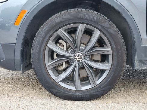 Used 2022 Volkswagen Tiguan SE FWD image 7