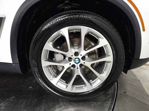Used 2020 BMW X5 xDrive40i w/ Premium Package image 14