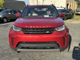 Used 2017 Land Rover Discovery SE image 3
