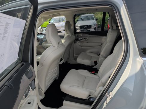 Certified 2024 Volvo XC90 B6 Ultimate AWD/4WD image 10