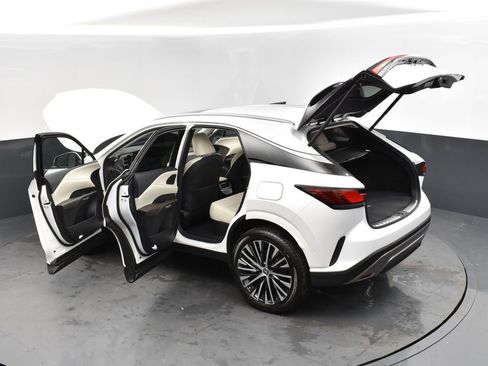 Used 2024 Lexus RX 350 Premium Plus w/ Convenience Package FWD image 2