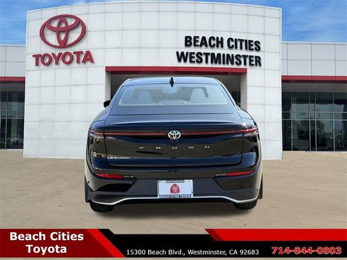 New 2026 Toyota Crown XLE image 10