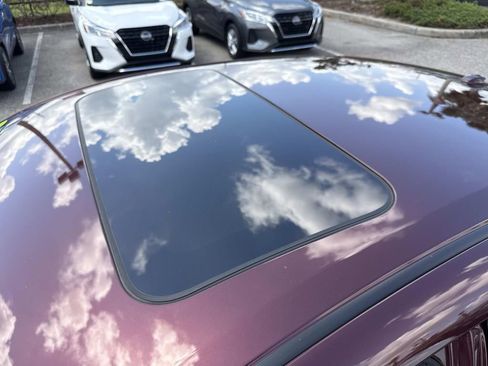 Certified 2024 Nissan Sentra SV w/ SV Premium Package FWD image 33