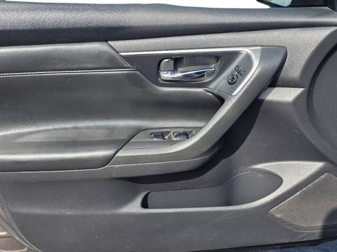 Used 2015 Nissan Altima 2.5 S w/ Power Driver Seat Package FWD image 13