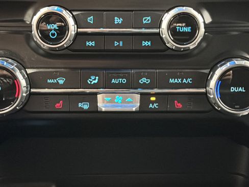 Used 2022 Ford F150 XLT w/ Equipment Group 302A High AWD/4WD image 37