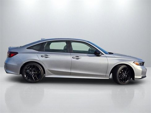 Used 2025 Honda Civic Sport image 3