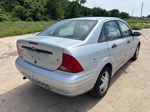Used 2002 Ford Focus SE FWD image 5