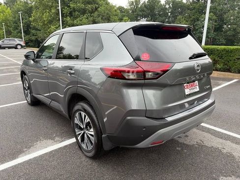 Certified 2023 Nissan Rogue SV AWD/4WD image 2