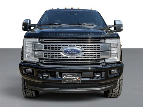 Used 2017 Ford F250 Platinum w/ Platinum Ultimate Package AWD/4WD image 3