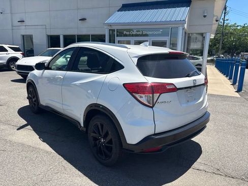 Used 2021 Honda HR-V Sport image 8