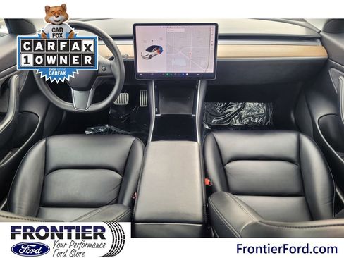 Used 2020 Tesla Model 3 Performance image 7