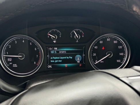 Used 2018 Buick Enclave Essence image 31