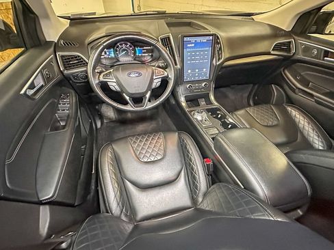Certified 2024 Ford Edge Titanium AWD/4WD image 11