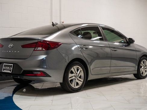 Used 2019 Hyundai Elantra SEL FWD image 31