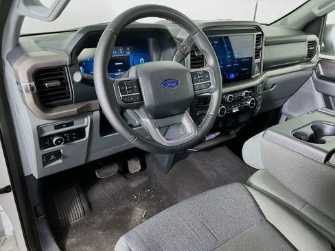 Used 2025 Ford F150 XLT w/ Equipment Group 301A Standard image 9