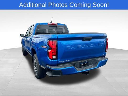 Used 2023 Chevrolet Colorado LT w/ LT Convenience Package III AWD/4WD image 7