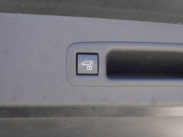 Certified 2026 Toyota Sienna XLE FWD image 51