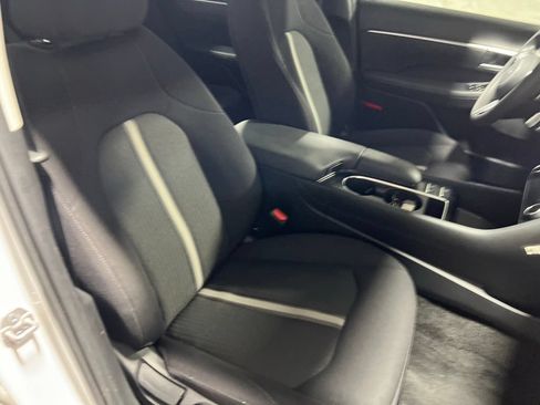Used 2025 Hyundai Sonata SEL FWD image 9