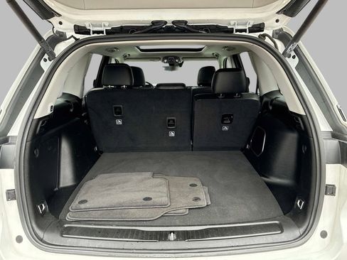 Certified 2023 Jeep Grand Cherokee 4WD 4xe w/ Luxury Tech Group II image 11