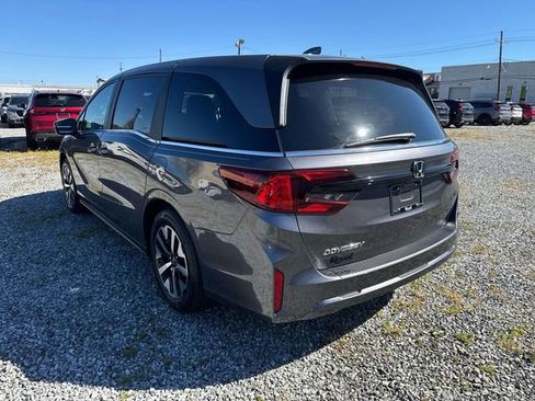 New 2026 Honda Odyssey EX-L image 3