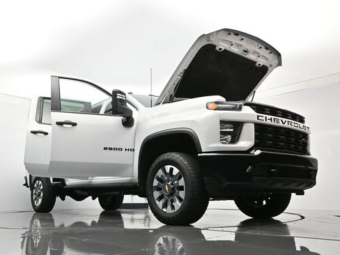 Used 2023 Chevrolet Silverado 2500 Custom w/ Custom Value Package image 48