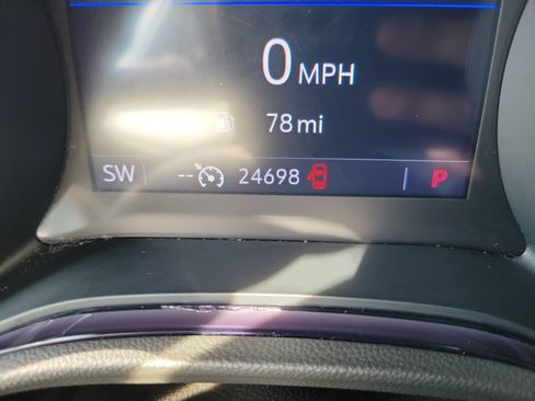 Used 2023 Buick Encore GX Essence w/ Experience Buick Package FWD image 31