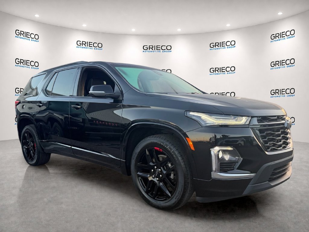 Used 2023 Chevrolet Traverse Premier w/ Redline Edition FWD image 1