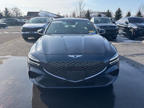 Used 2023 Genesis G70 2.0T image 9