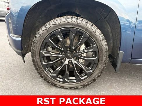 Used 2021 Chevrolet Silverado 1500 RST AWD/4WD image 9