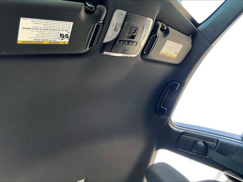 Used 2020 Toyota Corolla SE image 20