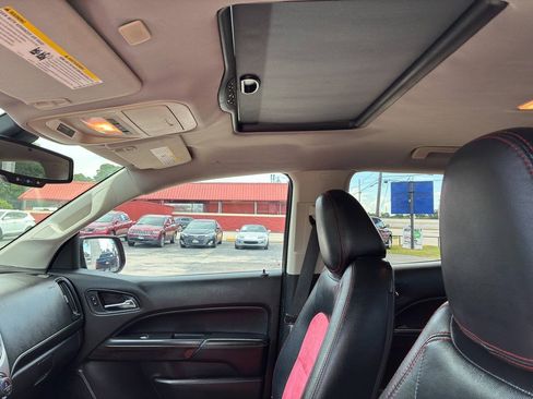 Used 2016 GMC Canyon SLE w/ SLE Convenience Package RWD image 16