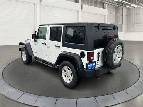 Used 2016 Jeep Wrangler Unlimited Sport image 2
