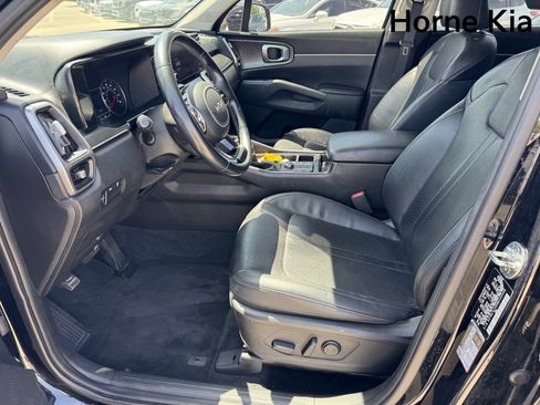 Certified 2022 Kia Sorento S FWD image 10