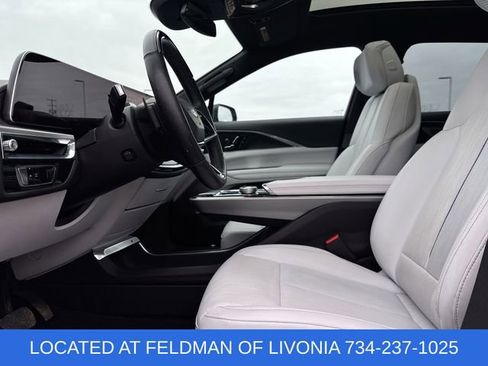 Used 2024 Cadillac Lyriq Luxury image 20