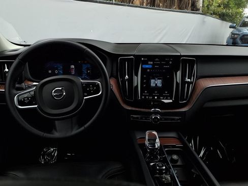 Used 2023 Volvo XC60 T8 Ultimate AWD/4WD image 20