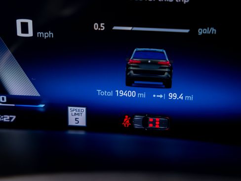 Used 2025 BMW X5 M60i AWD/4WD image 20