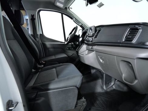 Certified 2025 Ford Transit 250 Low Roof w/ Exterior Upgrade Package RWD image 14