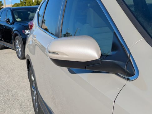 Used 2019 Honda CR-V EX image 12