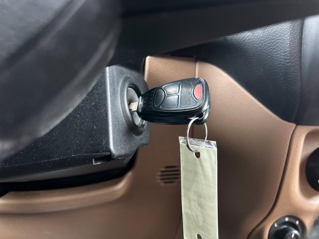Used 2013 Jeep Wrangler Unlimited Sahara w/ Connectivity Group AWD/4WD image 40