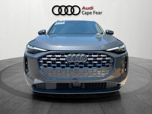 Certified 2025 Audi Q5 Premium w/ Premium Plus AWD/4WD image 8