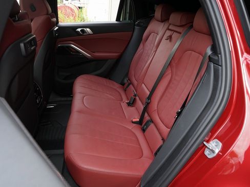 Used 2021 BMW X6 xDrive40i w/ Convenience Package image 21