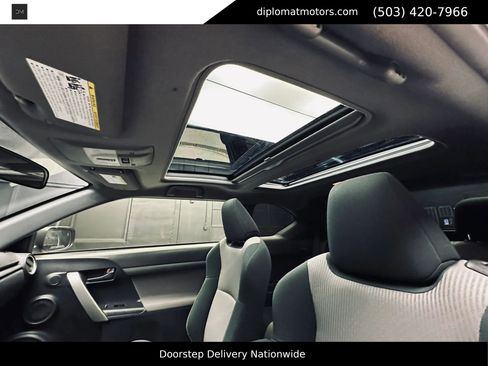 Used 2015 Scion tC FWD image 22