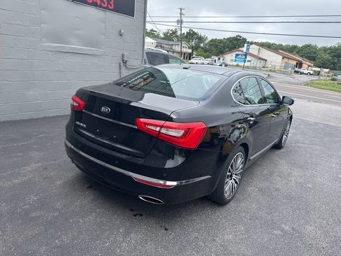 Used 2015 Kia Cadenza Premium w/ Technology Package FWD image 8