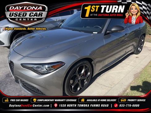 Used 2020 Alfa Romeo Giulia Ti Sport image 1