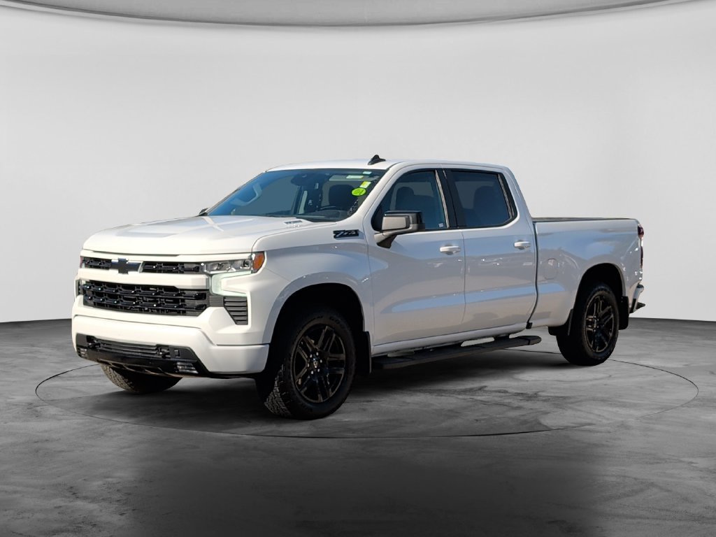 Used 2024 Chevrolet Silverado 1500 RST w/ Z71 Off-Road Package AWD/4WD image 3