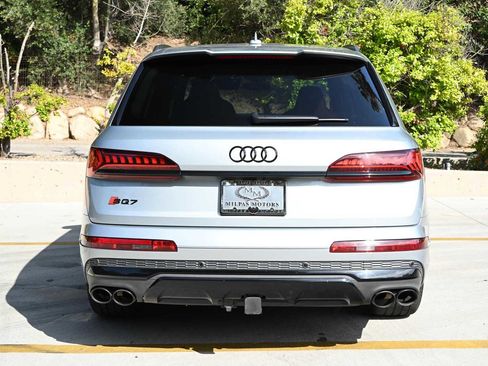 Used 2023 Audi SQ7 Prestige AWD/4WD image 4