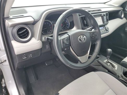 Used 2016 Toyota RAV4 XLE image 21